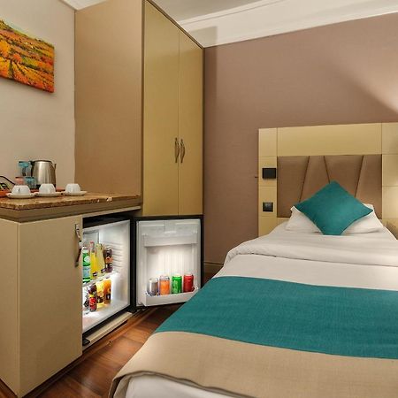 Hotel Bossuite Kadikoy Istanbul Exteriör bild