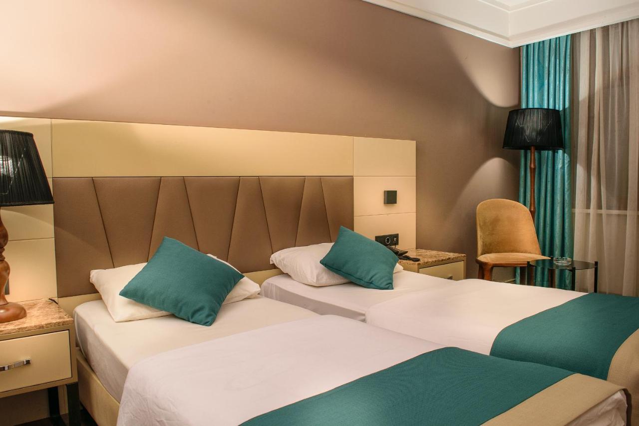 Hotel Bossuite Kadikoy Istanbul Exteriör bild